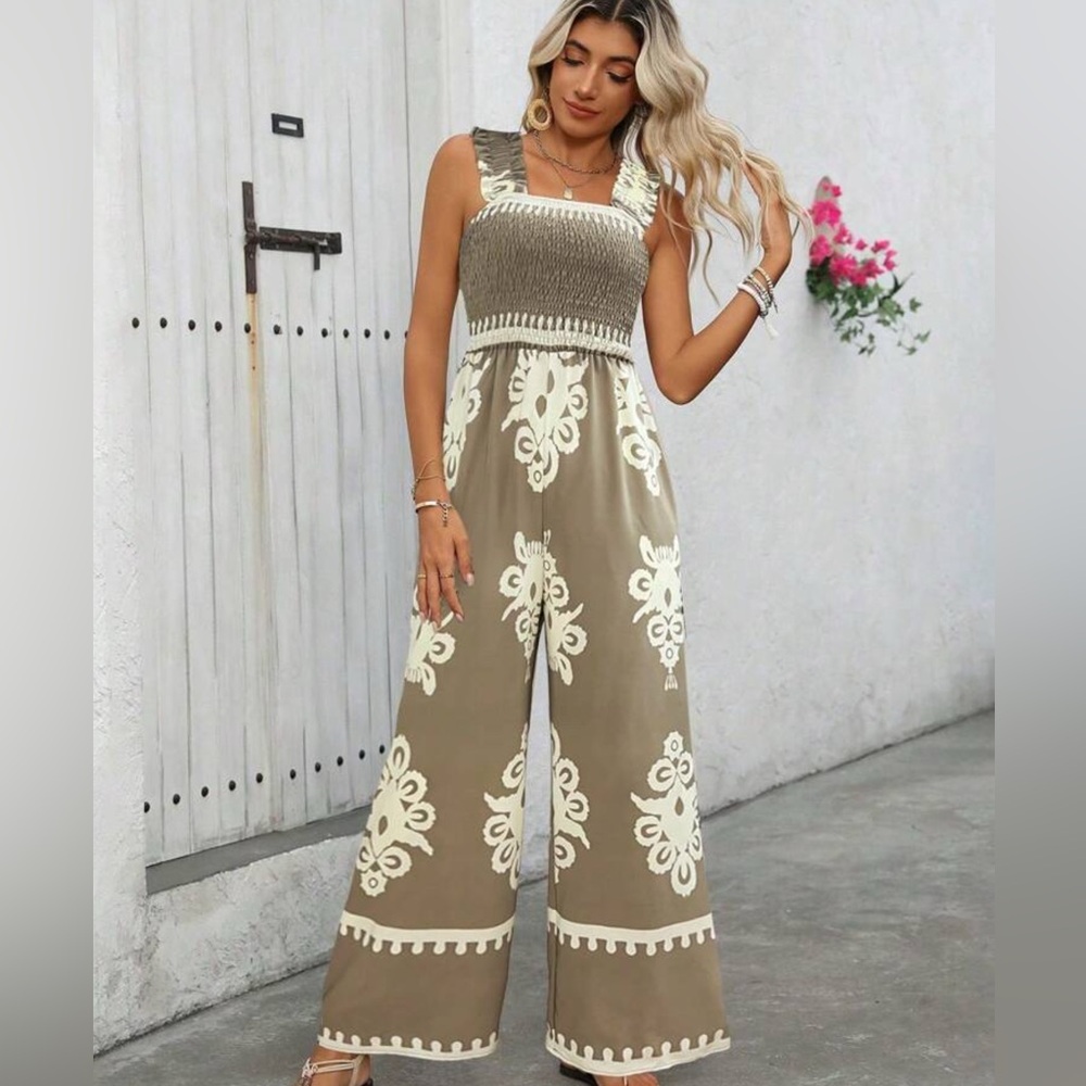 Jumpsuit Smocked Square Neck Wide-Leg tan& cream#beach#coquettegirl#lightweight - Picture 4 of 9